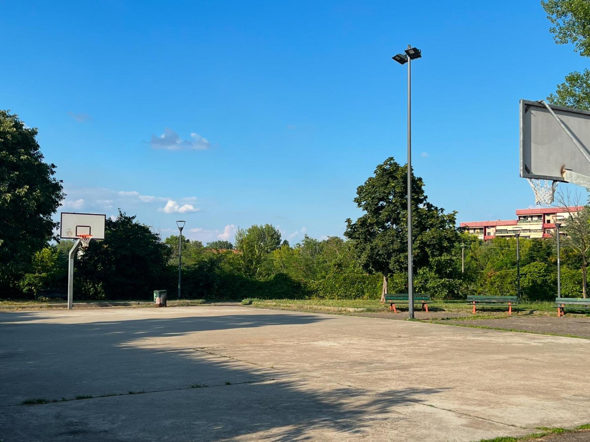 Very Large With Terraces In Navigli Mailand